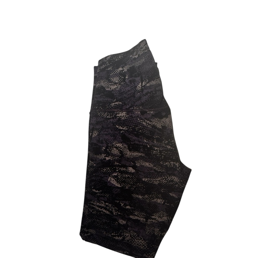 Lululemon Wunder Under Hi-Rise Size 4 - Picture 13 of 15